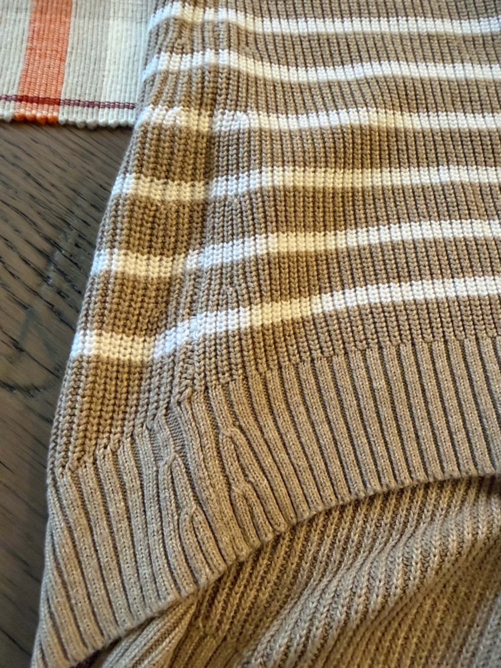 NWOT Banana Republic Tan and White Striped Crewneck Sweater - Picture 11 of 11